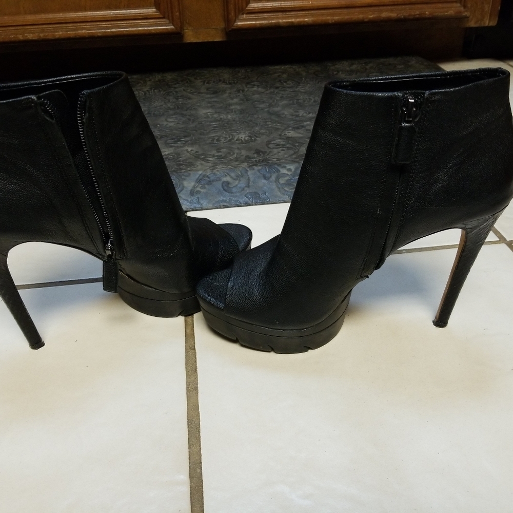 BCBG Maxzaria ankle boots